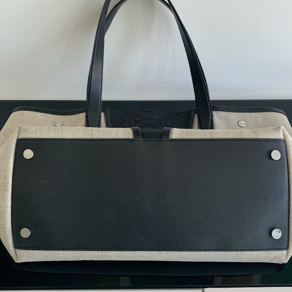 Vince black croc stamped tote - Picture 7 of 12